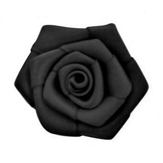Rose en ruban noire